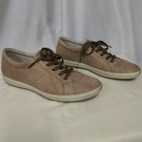 𝅺ECCO Tan Diamond Stitched Leather Upper Round Toe Lace Up Low Top Sneaker Shoe - Picture 3 of 8